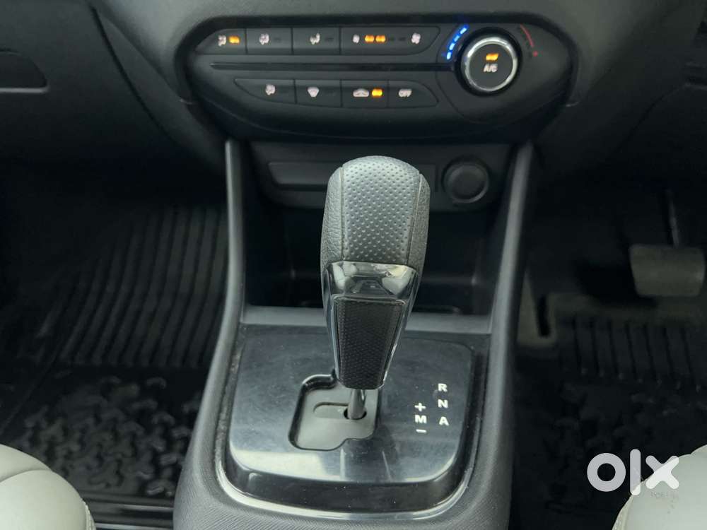 Tata Punch Accomplished Amt, 2022, Petrol