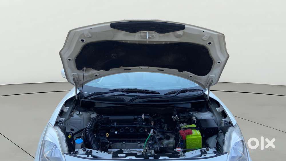 Maruti Suzuki Swift Dzire Amt Zxi, 2022, Petrol