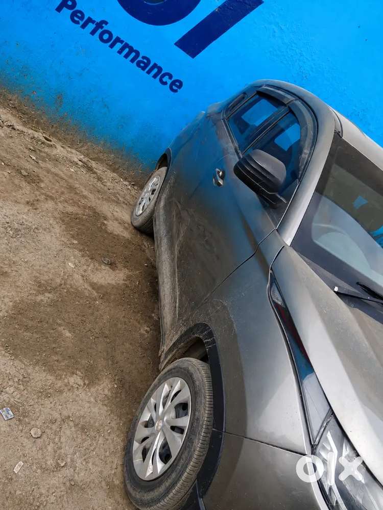 Mahindra Kuv 100 2016