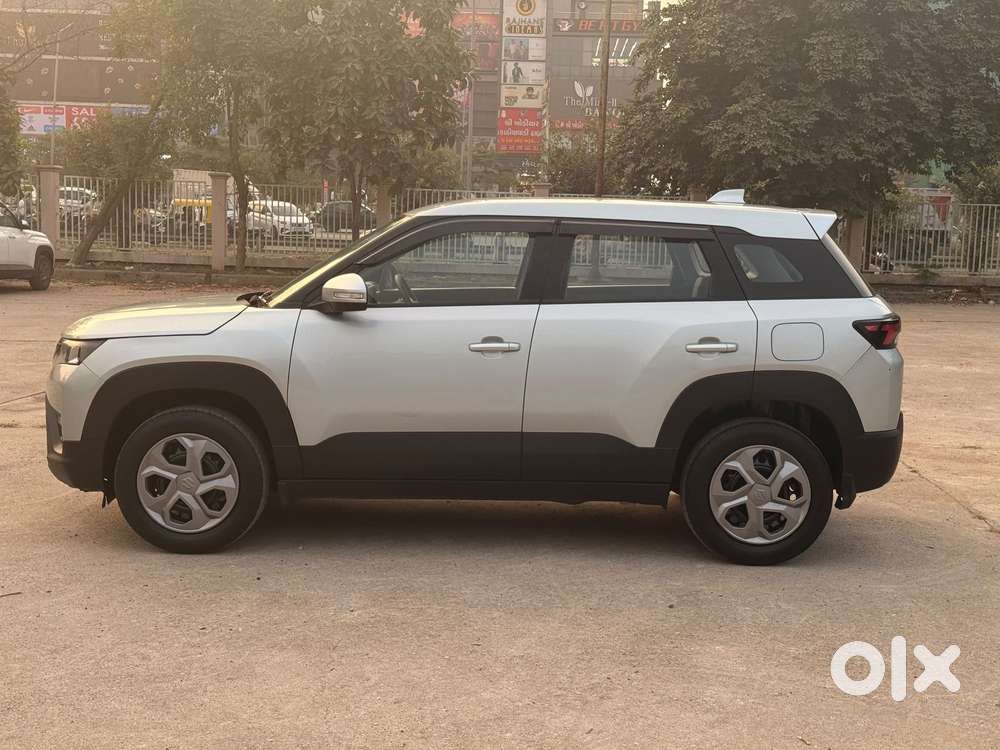 Maruti Suzuki Vitara Brezza 1.5 Vxi, 2023, Cng & Hybrids