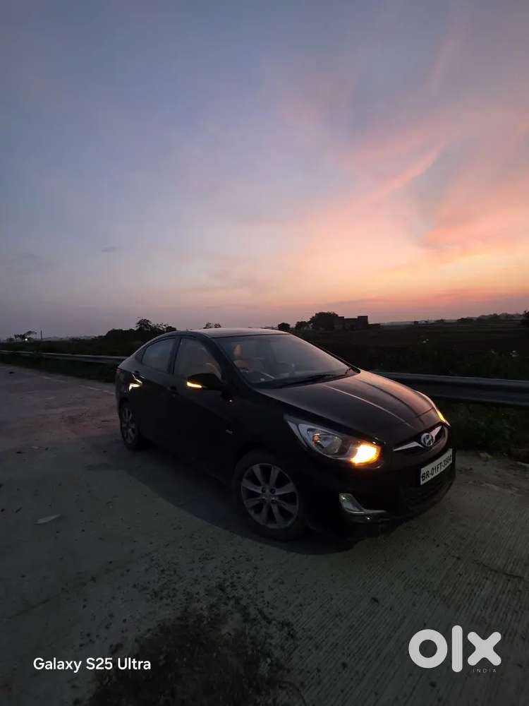 Hyundai Verna 2012 Diesel Black 75000 Km Driven  Well Maintained