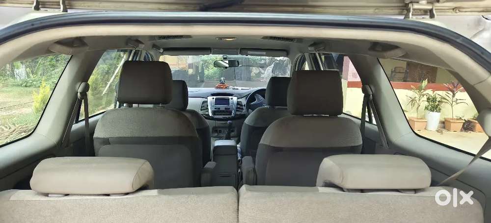 Toyota Innova 2013 Diesel 96000 Km Driven