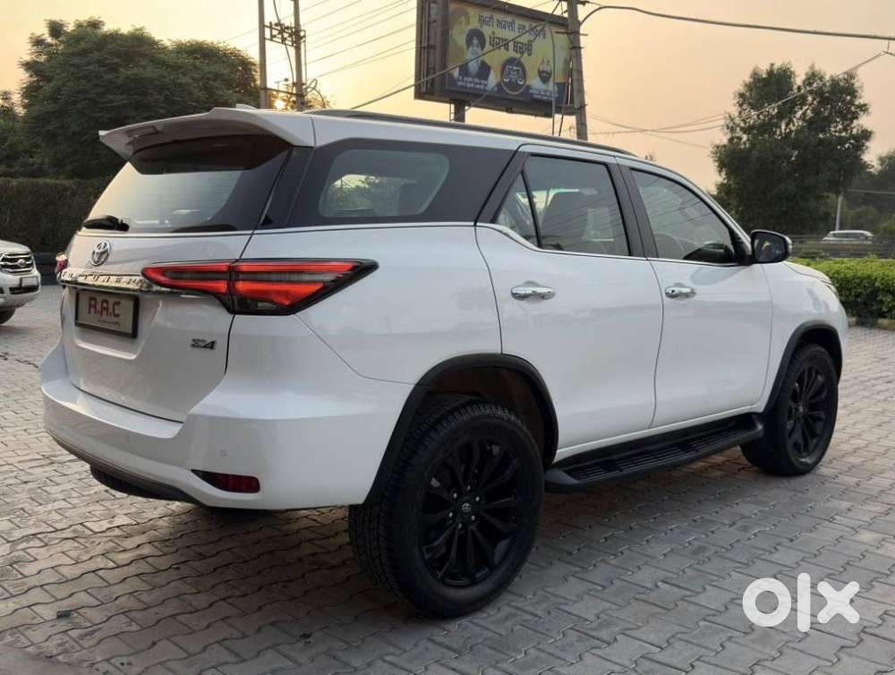 Toyota Fortuner 4x4 At 2.8 Diesel, 2023, Diesel