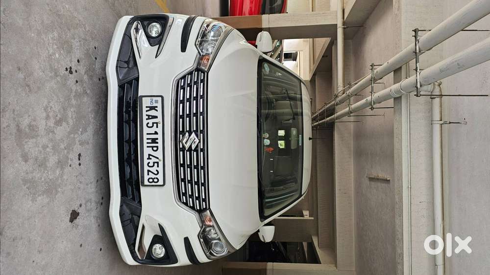 Maruti Suzuki Ertiga Zxi Well-maintained 7-seater Family Car