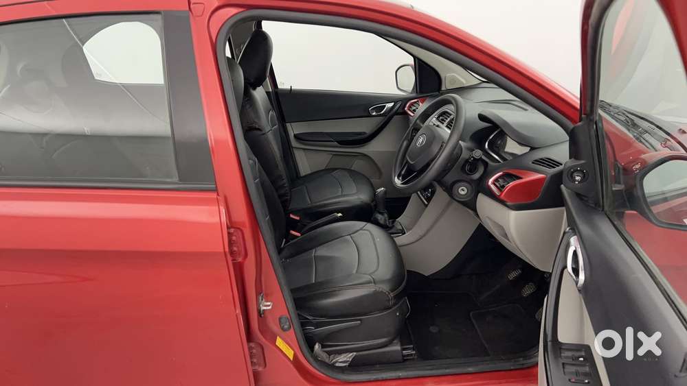 Tata Tiago 1.2 Revotron Xz Plus Dual Tone, 2019, Petrol