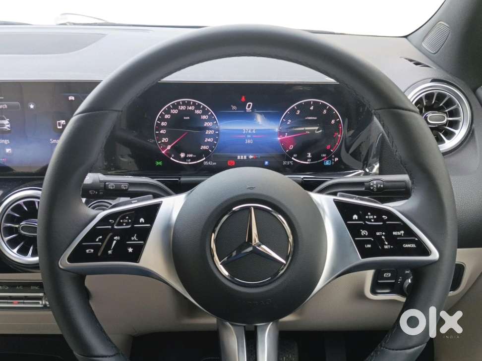 Mercedes-benz Gla 200, 2025, Petrol