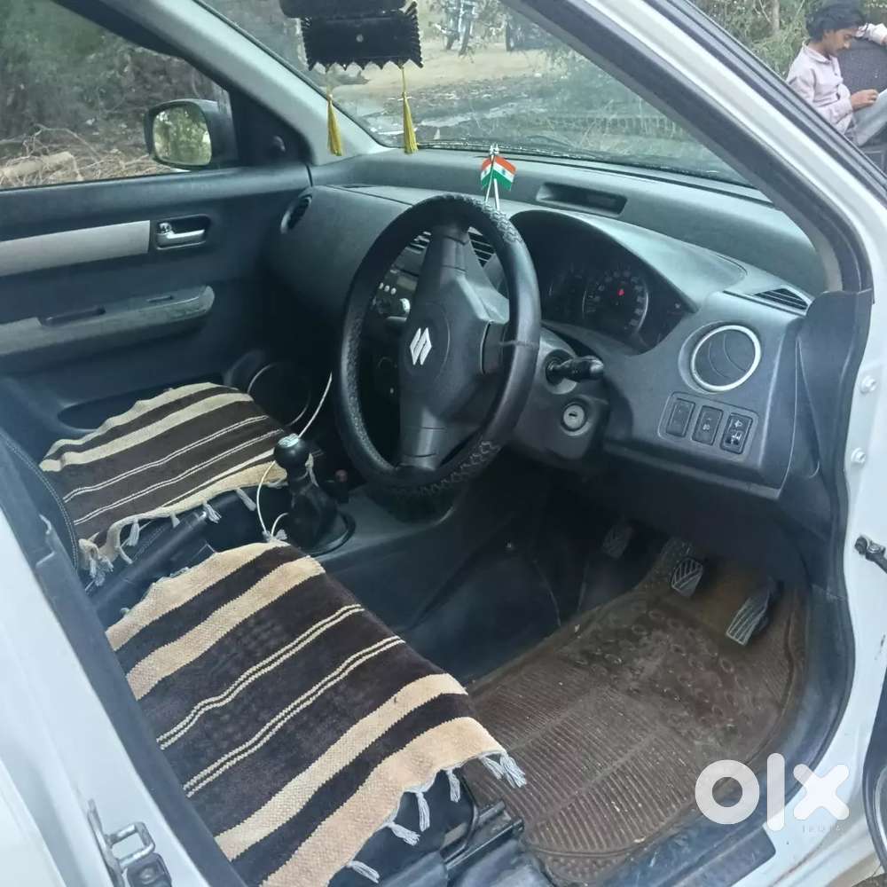 Maruti Suzuki Dzire 2012