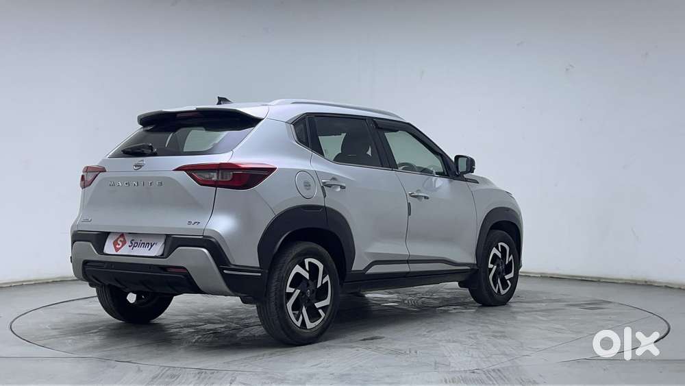Nissan Magnite 1.0 Xv Premium Turbo Cvt, 2022, Petrol