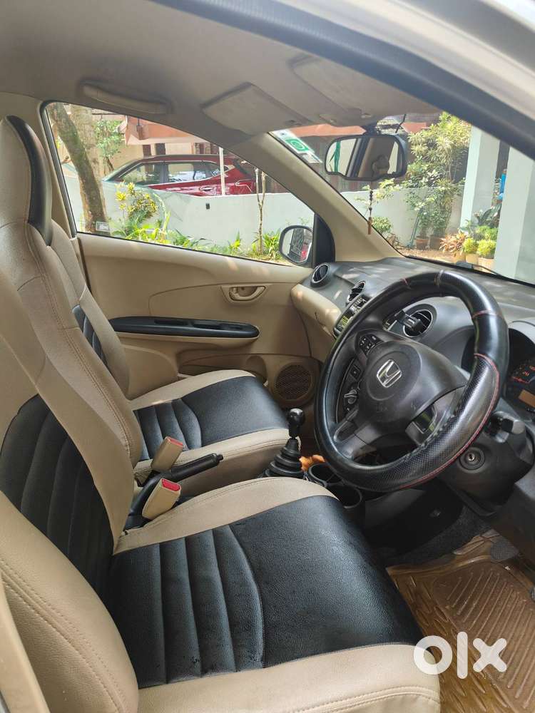 Honda Amaze 2014 Variant, Single Owner - Brokers Excuse