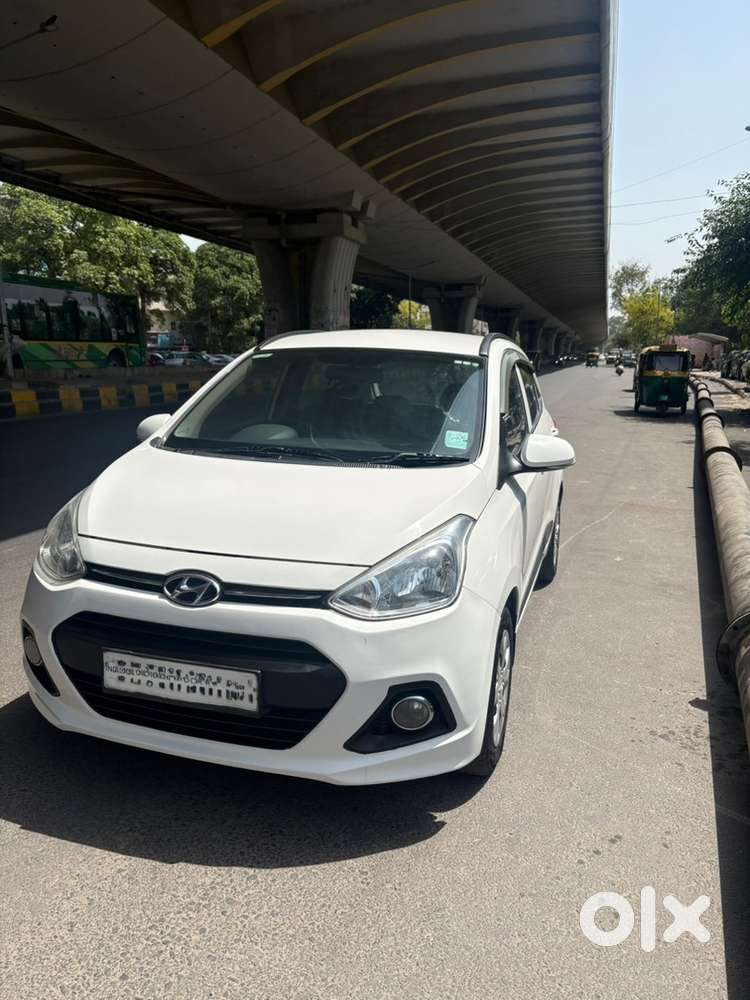 Hyundai Grand I10 Sportz 2016 Year