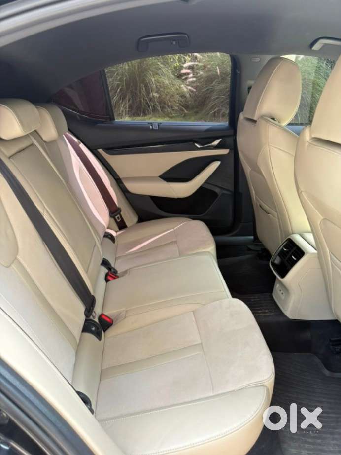 Skoda Octavia 2.0 L K Tsi At, 2022, Petrol