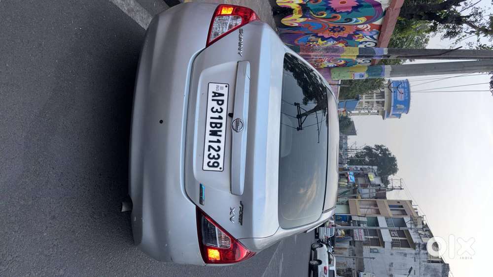 Nissan Sunny