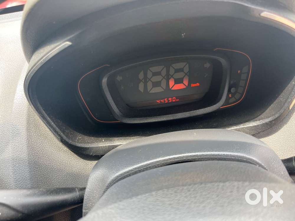Renault Kwid 1.0 Rxt (o), 2016, Petrol