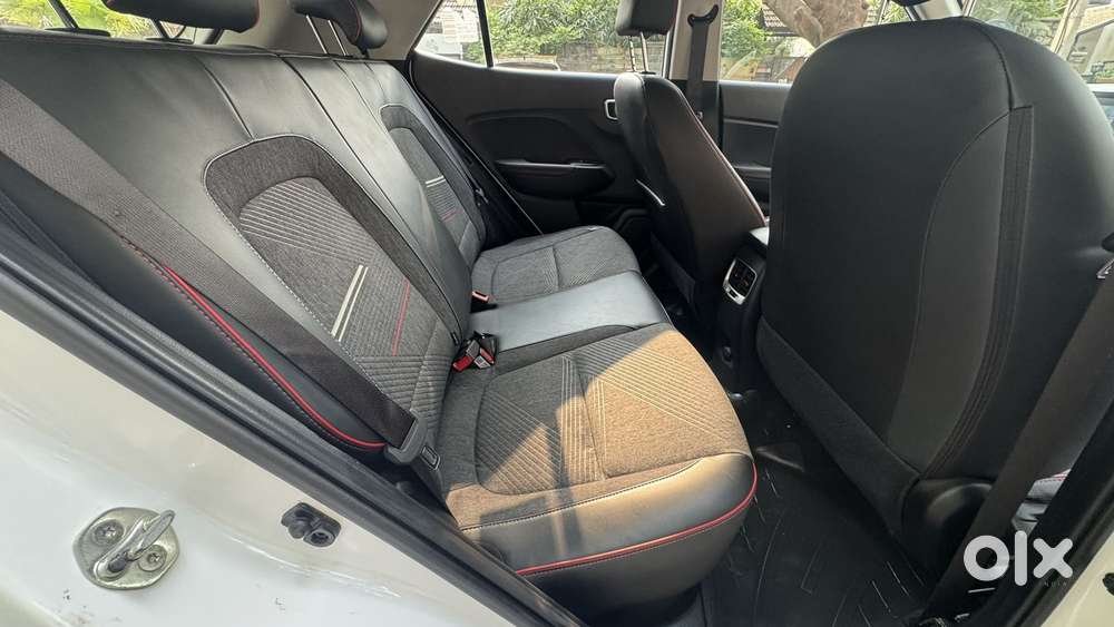 Hyundai Venue 1.0 Sx Plus Turbo Dct Dual Tone, 2021, Petrol