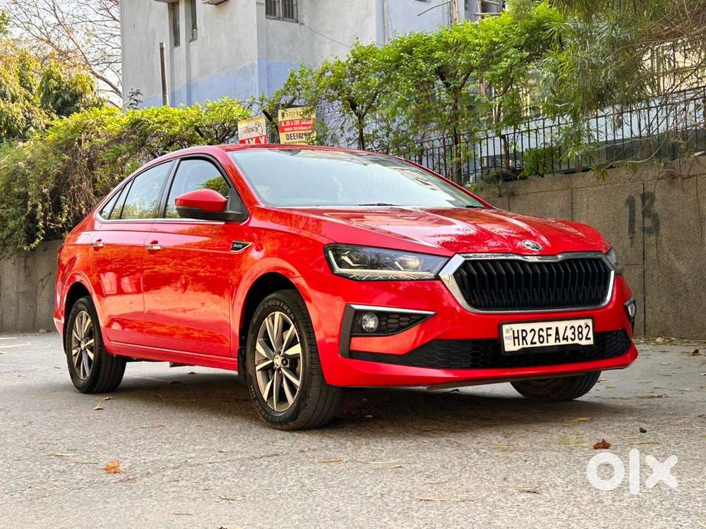 Skoda Slavia 1.0 Tsi Style At, 2023, Petrol