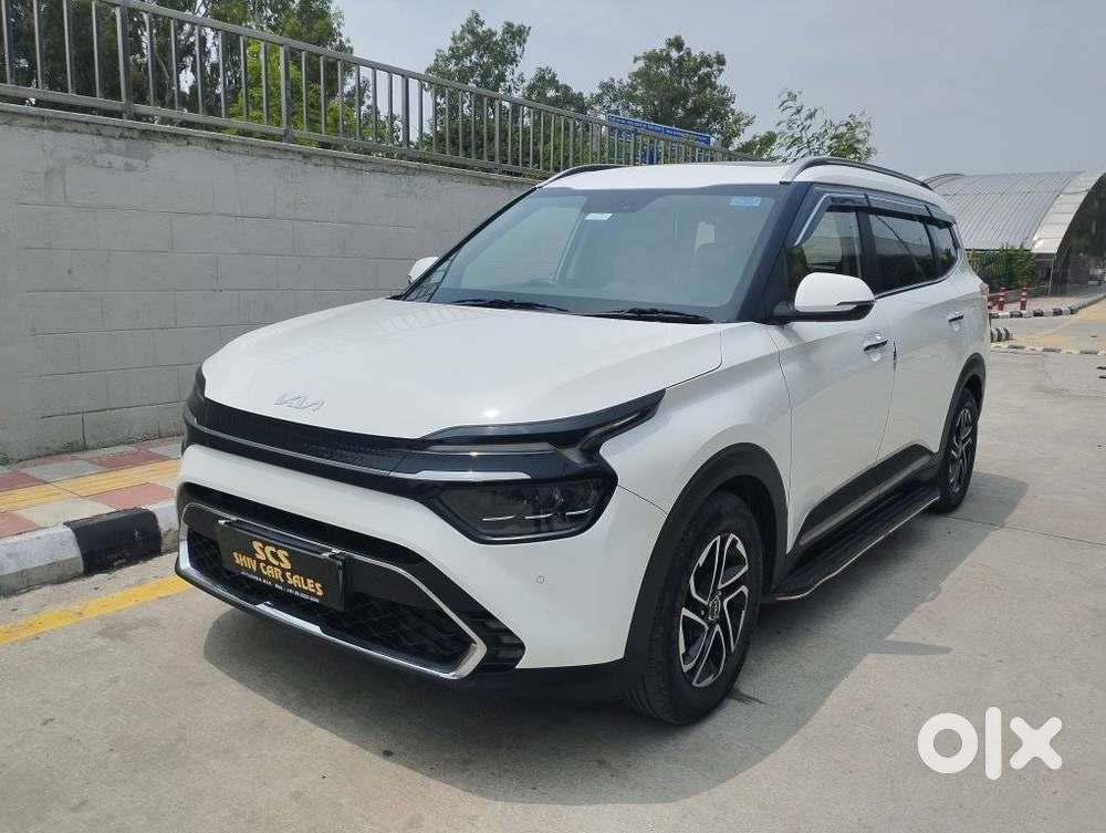 Kia Carens 1.4 Luxury Plus Dct 7 Str, 2022, Petrol