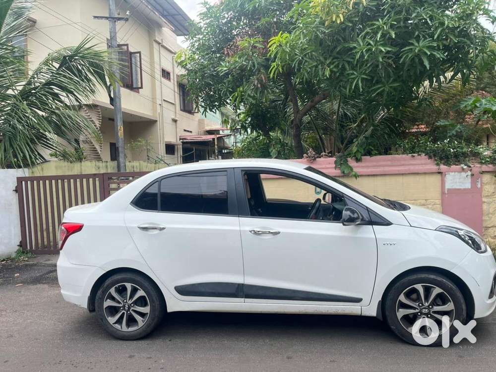 Hyundai Xcent Petrol Well Maintained