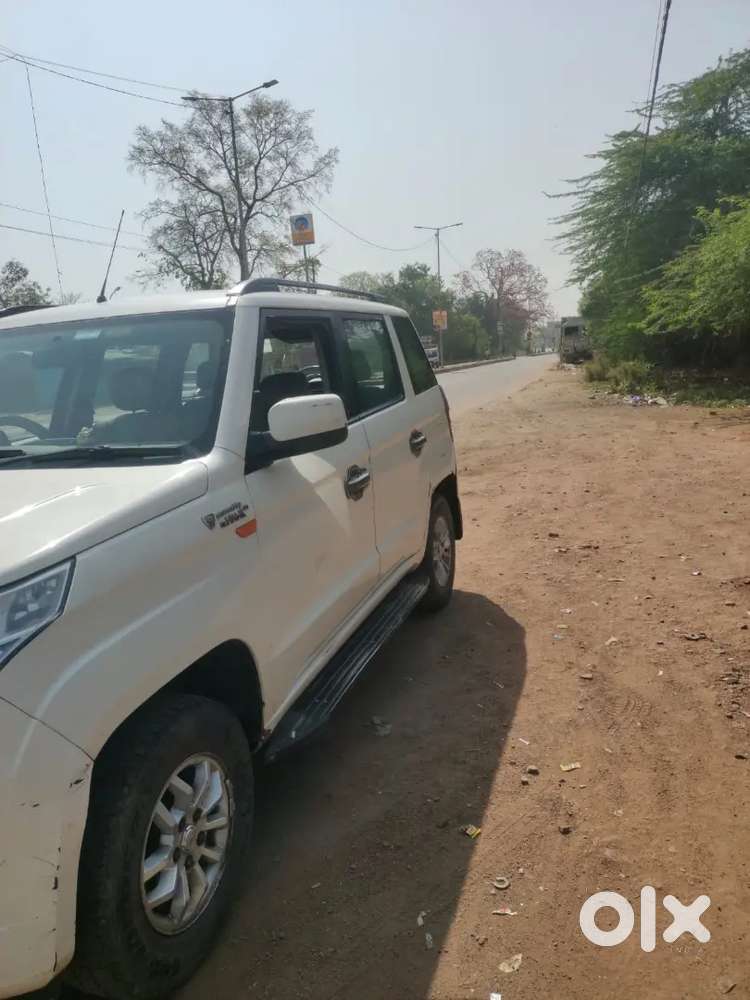 Mahindra Tuv 300 2016 Diesel Car