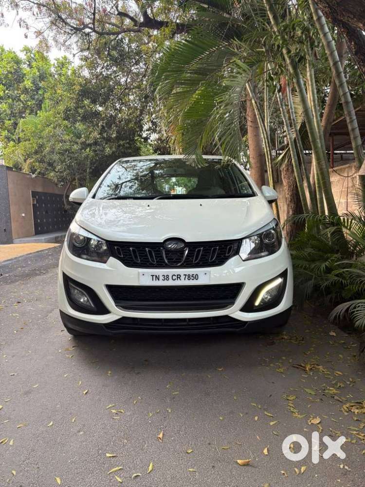 Mahindra Marazzo M8, 2019, Diesel