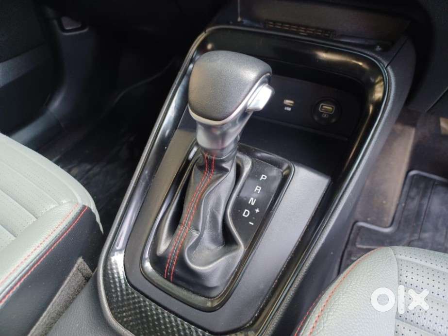 Kia Sonet 1.0 X Line Dct, 2022, Petrol