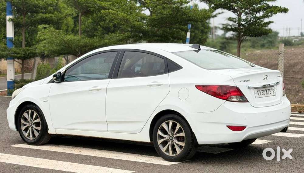 Hyundai Verna Fluidic 1.6 Crdi Sx, 2012, Diesel