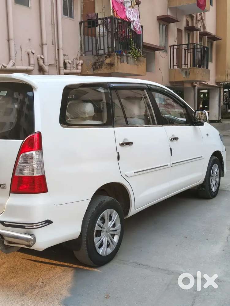 Toyota Innova 2.5 G 2013