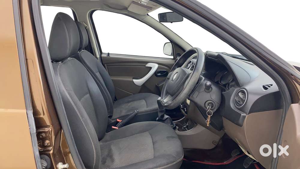 Renault Duster 1.5 Petrol Rxe, 2018, Petrol
