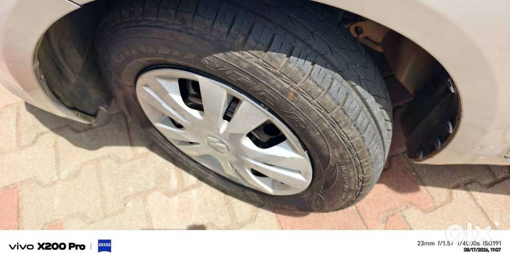 Maruti Suzuki Swift Dzire Vxi Optional, 2015, Petrol