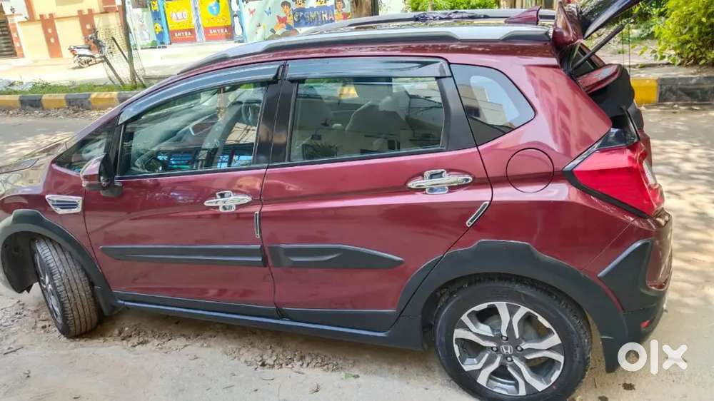 Honda Wr-v 2017 Petrol Good Condition With Sonroof