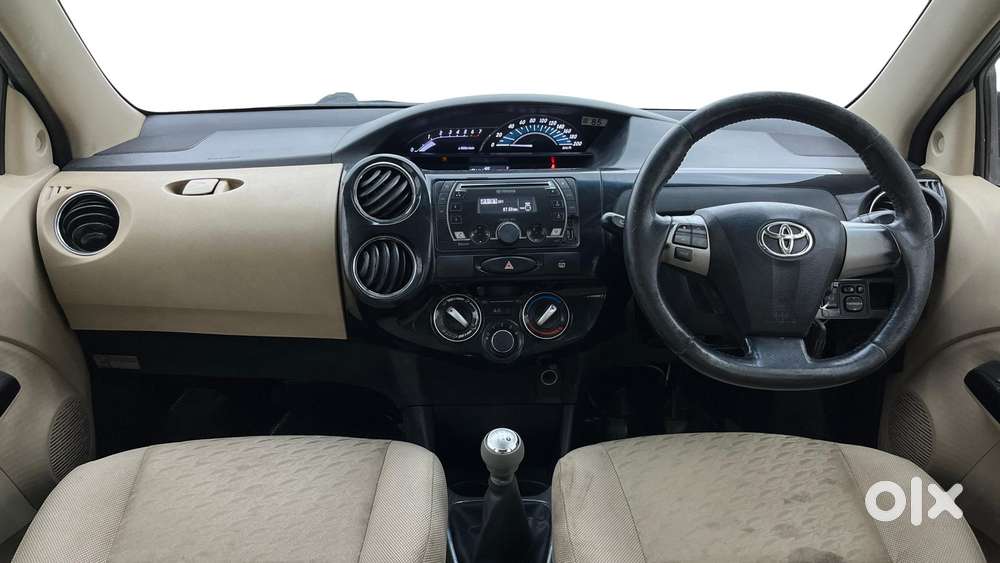 Toyota Etios Liva 1.2 Vx, 2017, Petrol
