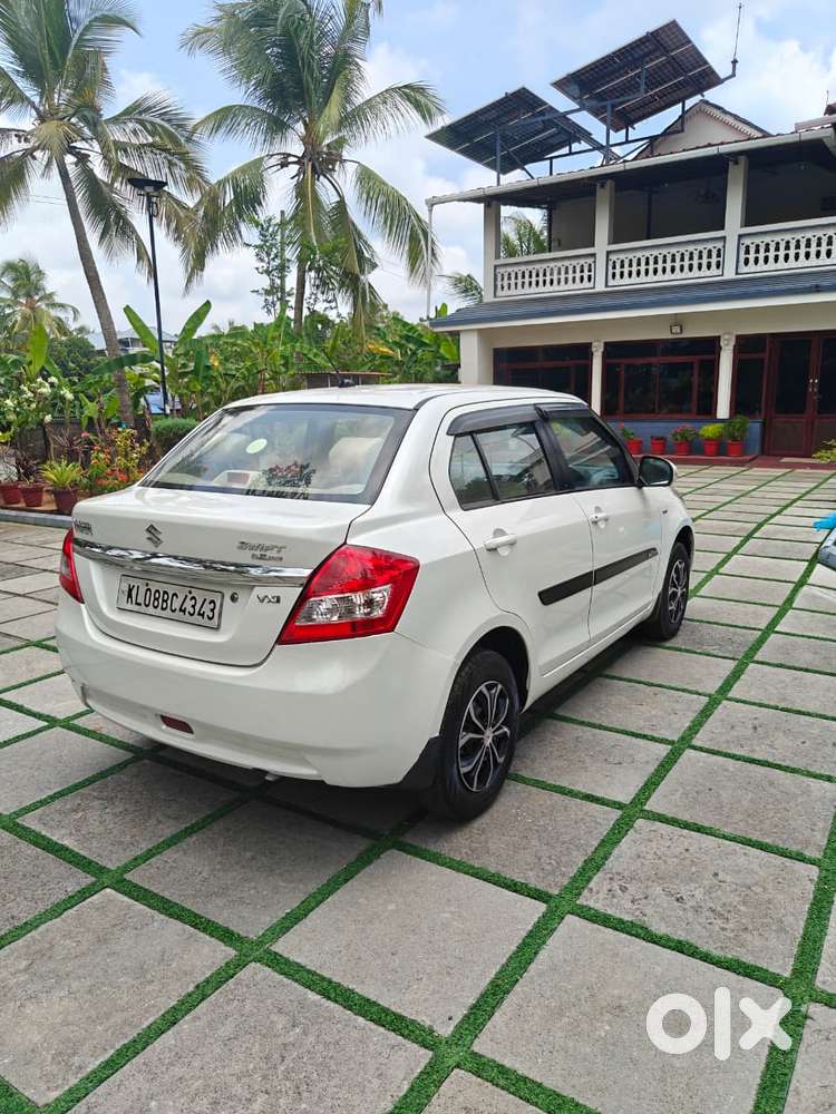 Maruti Suzuki Swift Dzire 1.2 Vxi Bsiv, 2014, Petrol