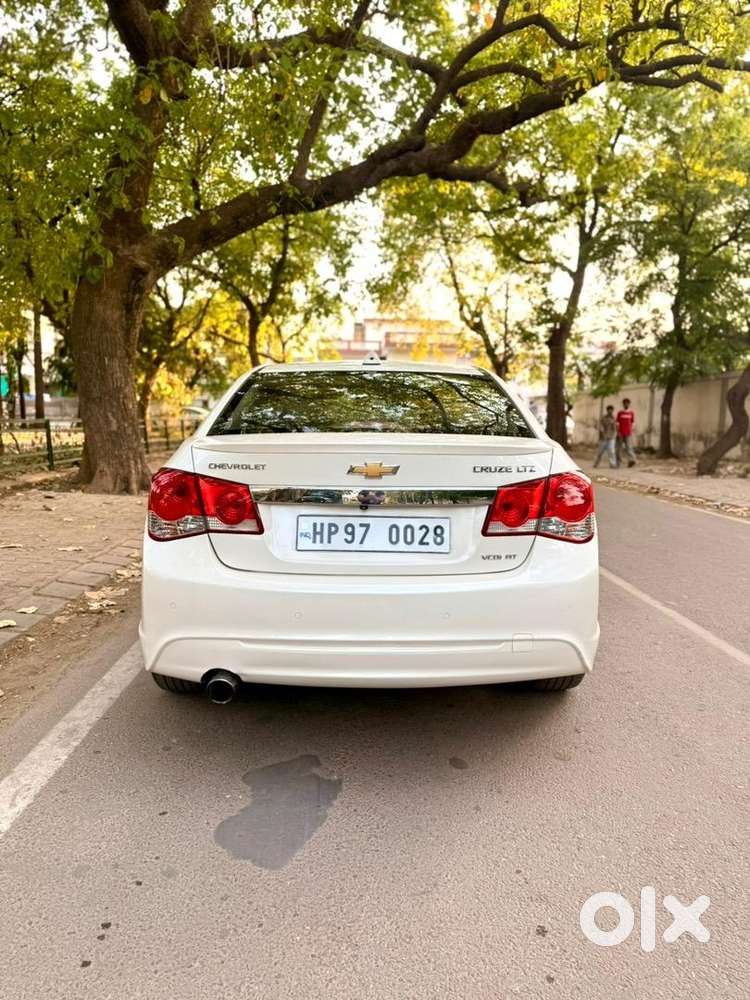 Chevrolet Cruze 2016 Ltz At 6 Speed Top End Model In Excellent Condi