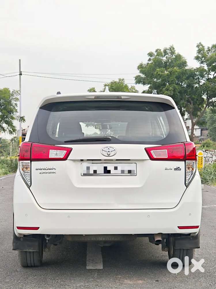 Toyota Innova Crysta 2.4 Z Diesel Manual 2024