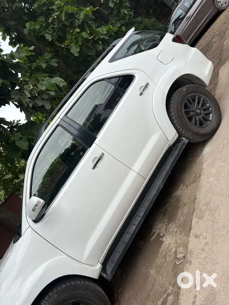 Toyota Fortuner 3.0 2016 Automatic