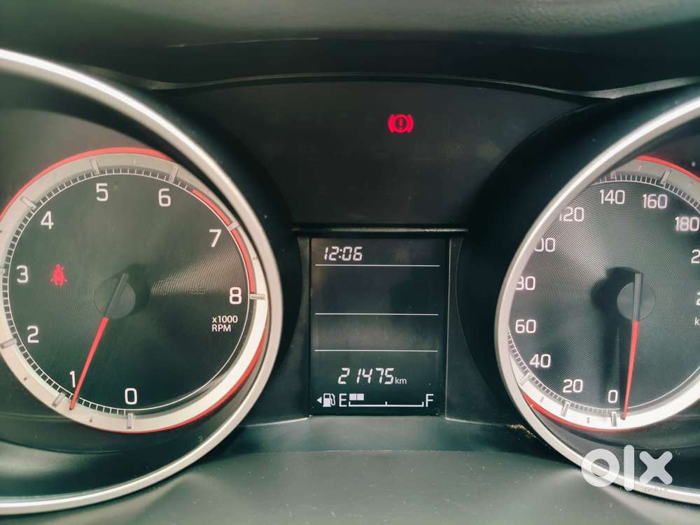 Maruti Suzuki Swift Vvt Vxi, 2022, Petrol