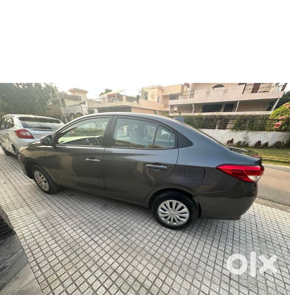 Toyota Yaris Hatchback 1998