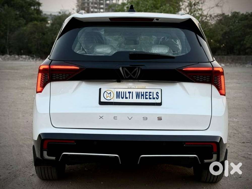 Mahindra Xev9s, 2026, Electric
