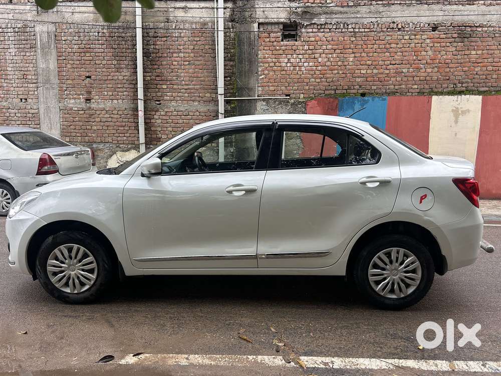 Maruti Suzuki Swift Dzire Vxi Optional, 2020, Petrol