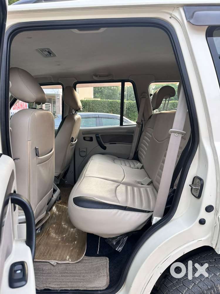 Mahindra Scorpio S6 Plus, 2016, Diesel