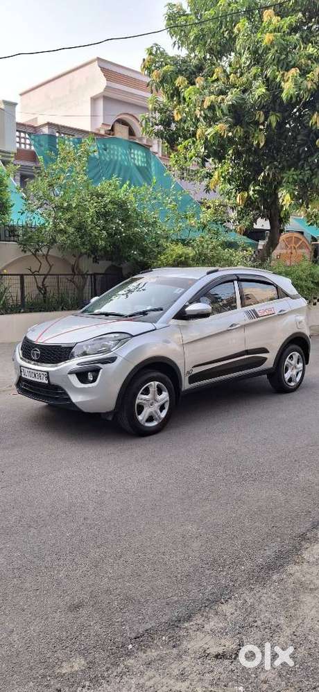 Tata Nexon, 2019, Petrol