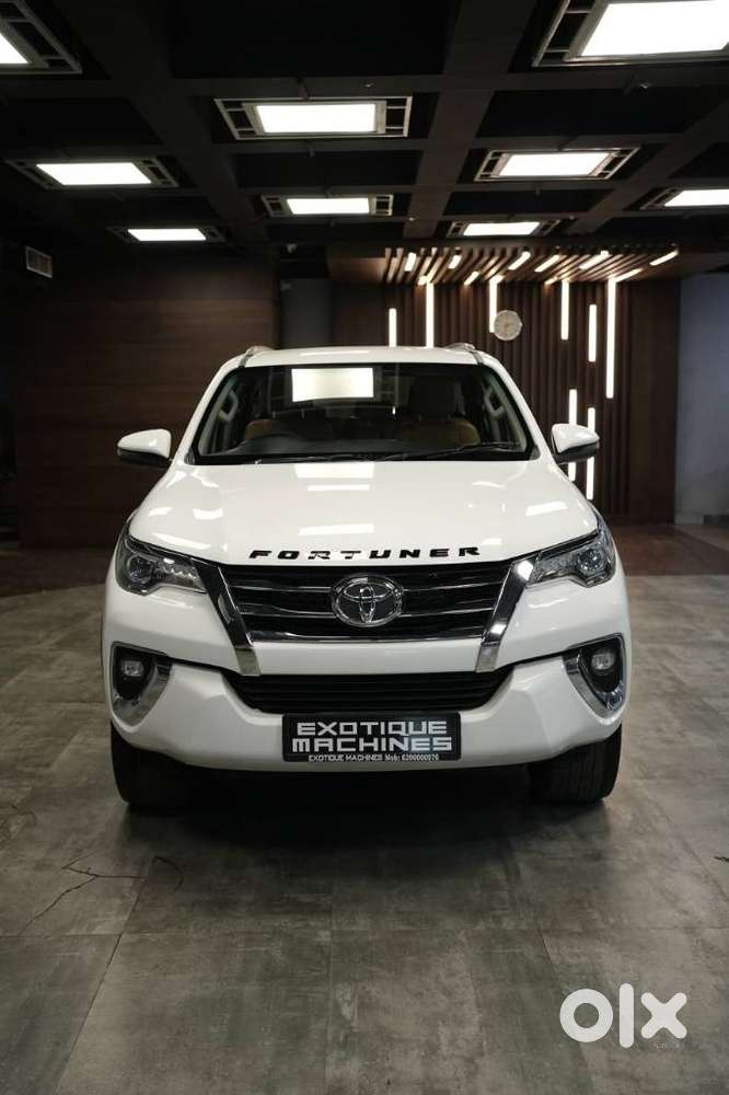 Toyota Fortuner 4x2 Manual, 2017, Diesel
