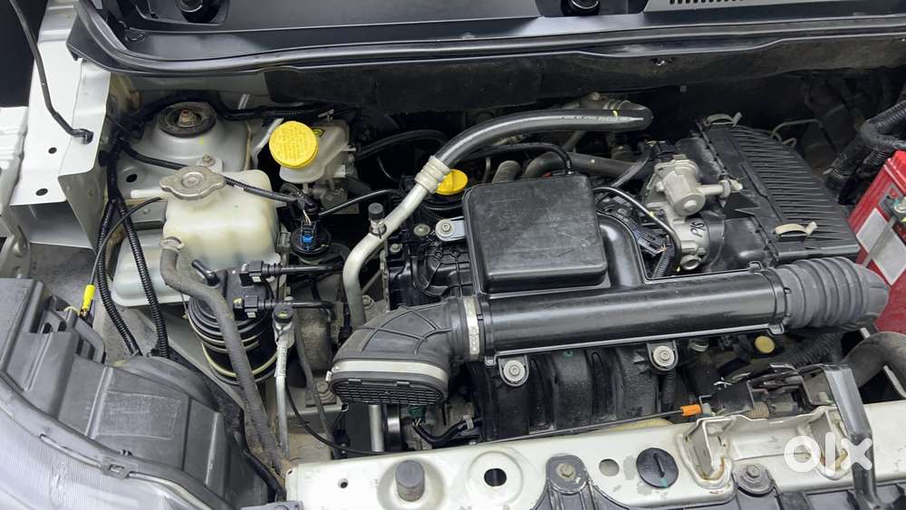 Renault Triber Rxz, 2020, Petrol