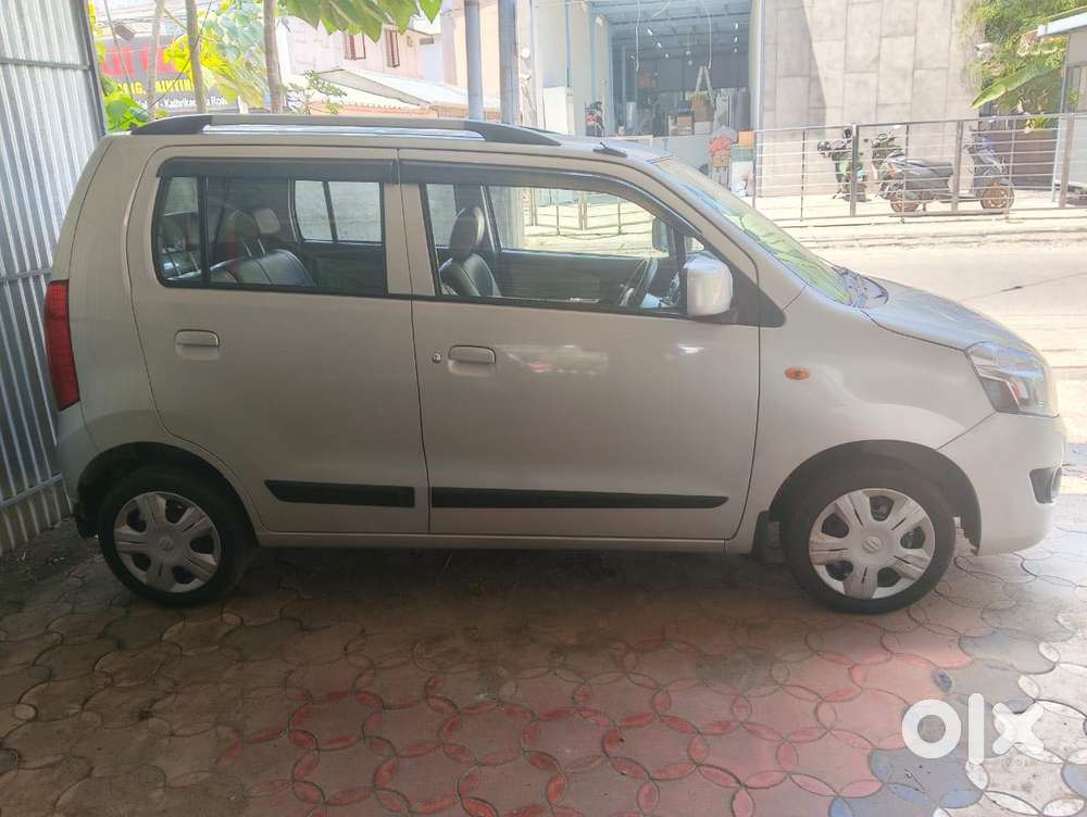 Maruti Suzuki Wagon R Amt Vxi Option, 2017, Petrol