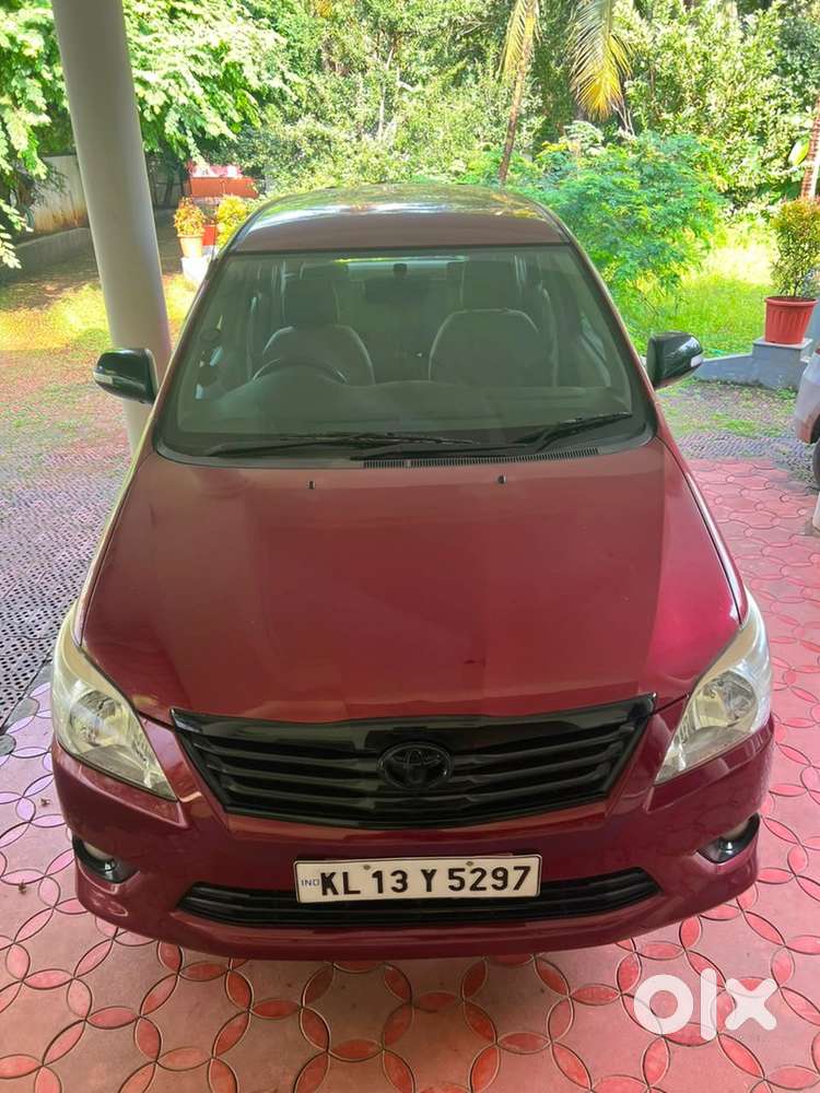 Toyota Innova Diesel 2012