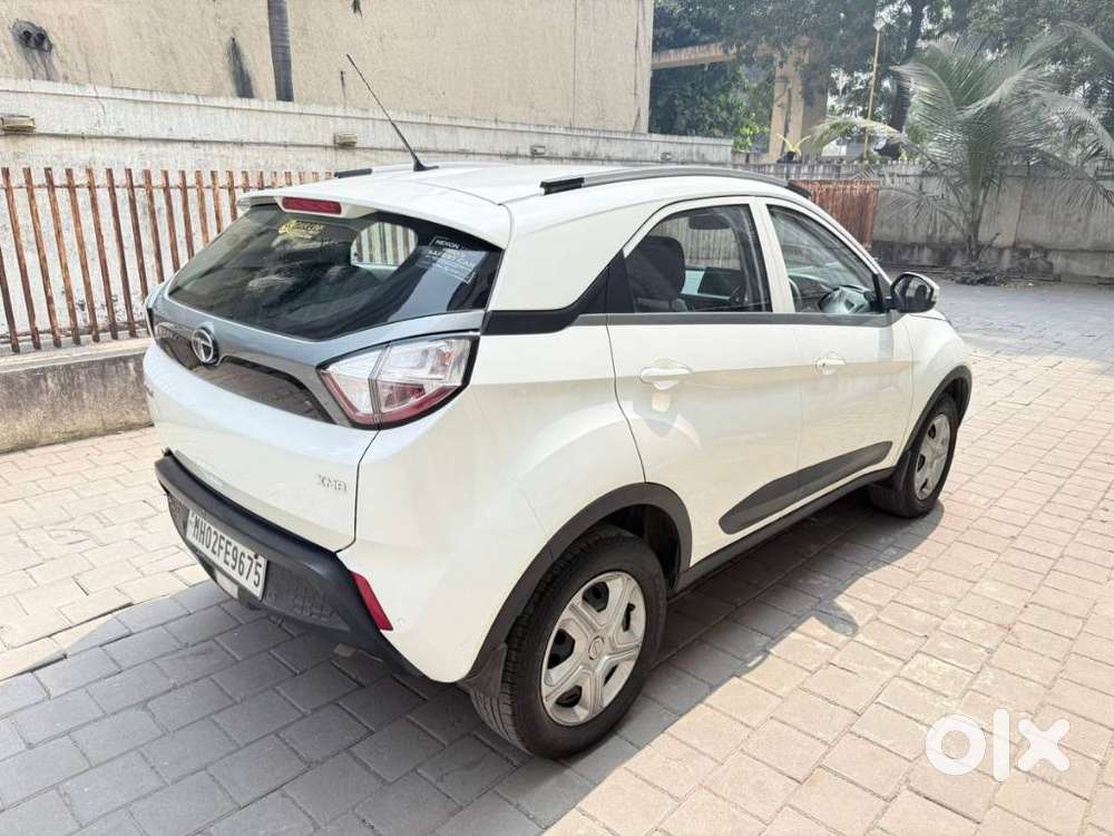 Tata Nexon 1.2 Revotron Xma Amt (s), 2019, Petrol