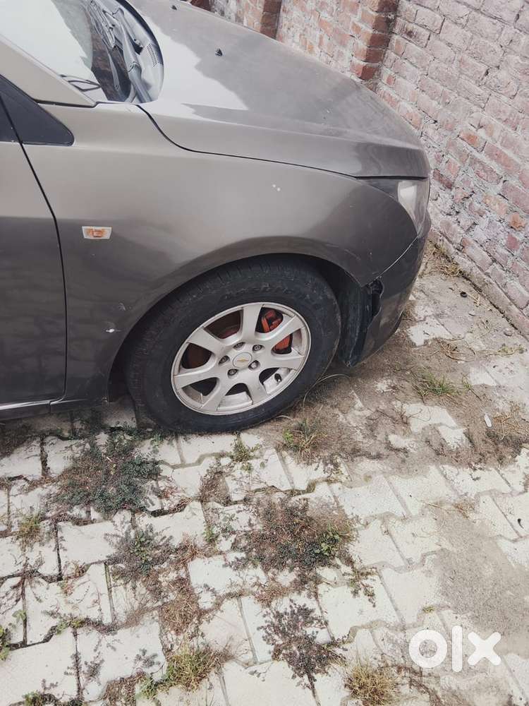Engine Full Gurntee ,brand New Tyres And Seat Covers