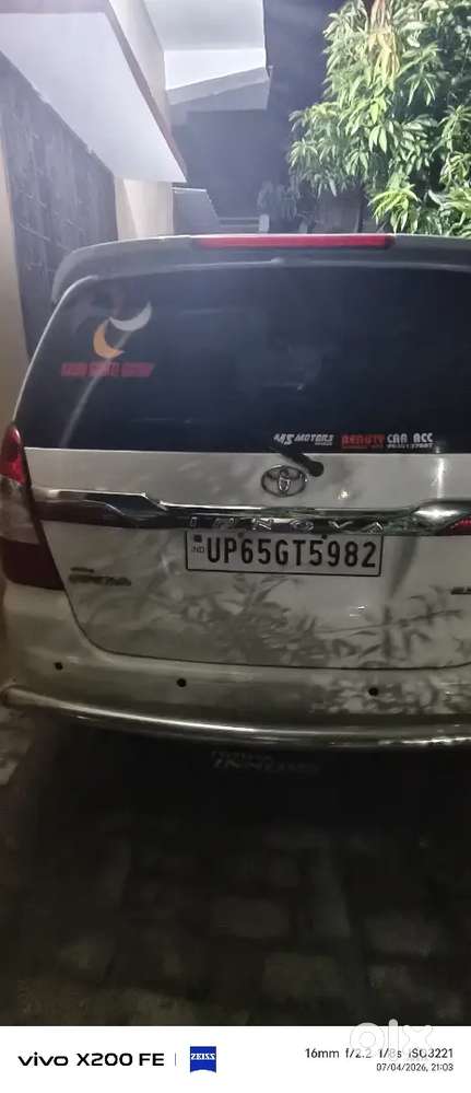 Toyota Innova 2010