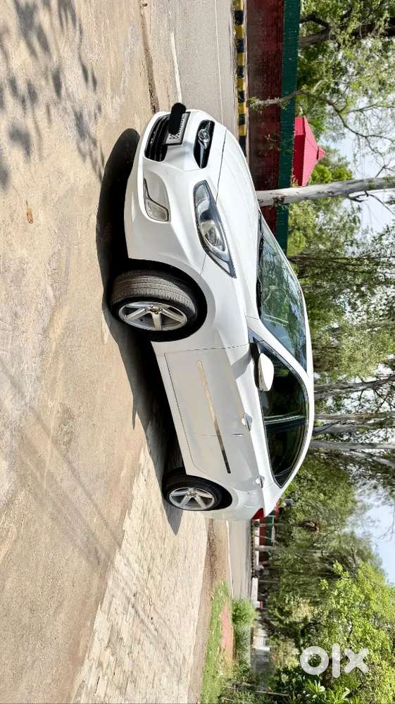 Hyundai Fluidic Verna 2013 December