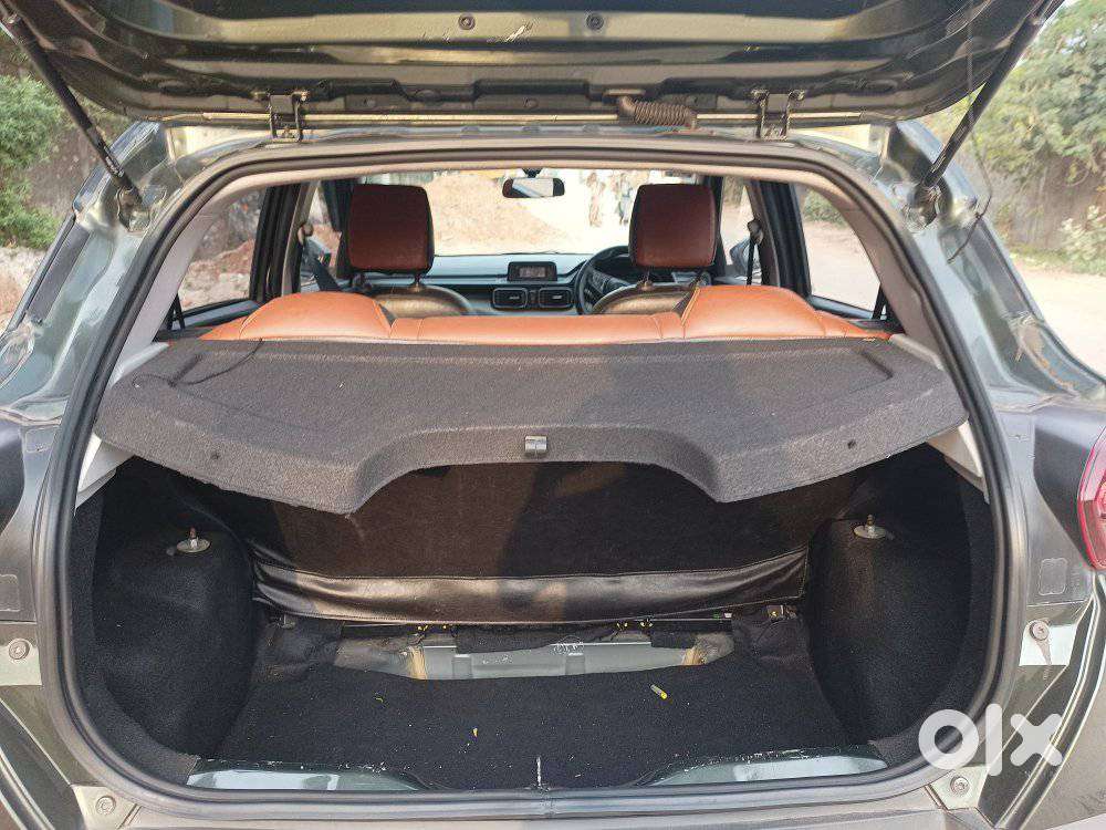 Tata Punch 1.2 Revotron Adventure Camo, 2022, Petrol