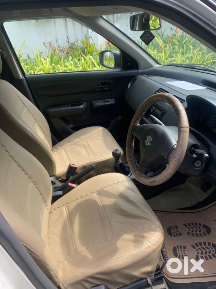 Maruti Suzuki Swift Dzire Lxi Option, 2011, Petrol